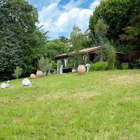 Majestic In With Hot Tub, Cleaning Included Holiday home *